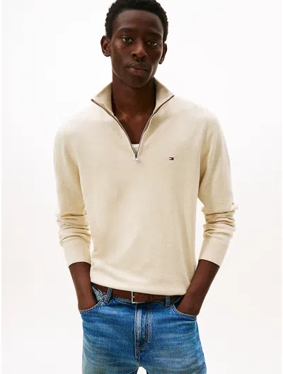 Tommy Hilfiger Classic Quarter In Neutral