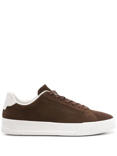 Tommy Hilfiger Court Sneakers In Brown