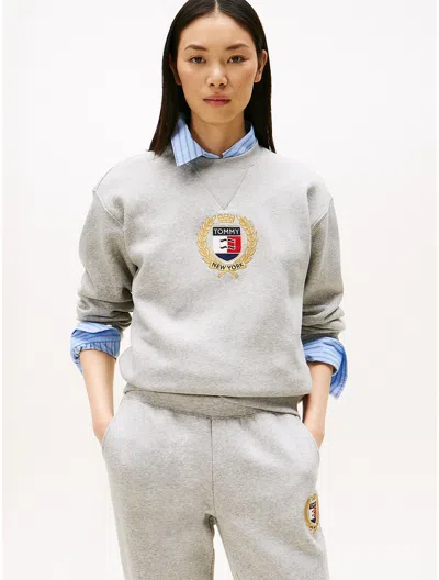 Tommy Hilfiger Crest Logo Fleece Sweatshirt In Gray