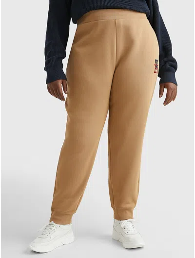 Tommy Hilfiger Curve Th Monogram Logo Sweatpants In Countryside Khaki