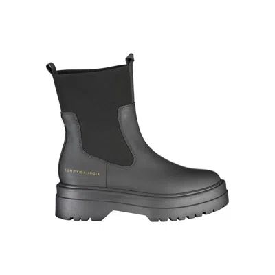 Tommy Hilfiger Elegant Ankle Boot With Contrast Details