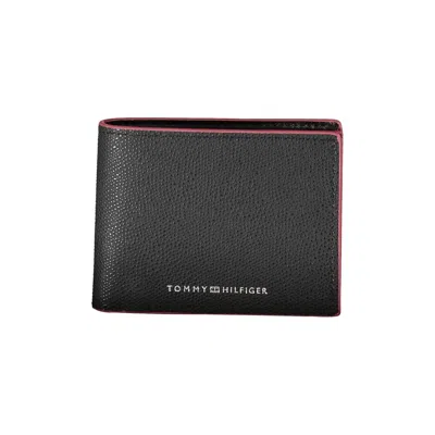 Tommy Hilfiger Elegant Leather Bifold Wallet With Contrast Accents
