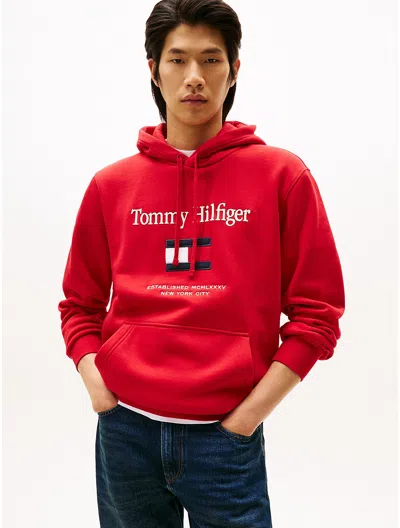 Tommy Hilfiger Embroidered Flag Logo Flex Fleece Hoodie In Red