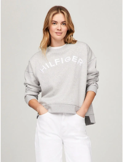 Tommy Hilfiger Embroidered Hilfiger Logo Sweatshirt In Grey Heather