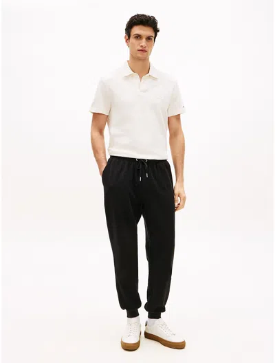 Tommy Hilfiger Embroidered Tonal Logo Terry Sweatpant In Black