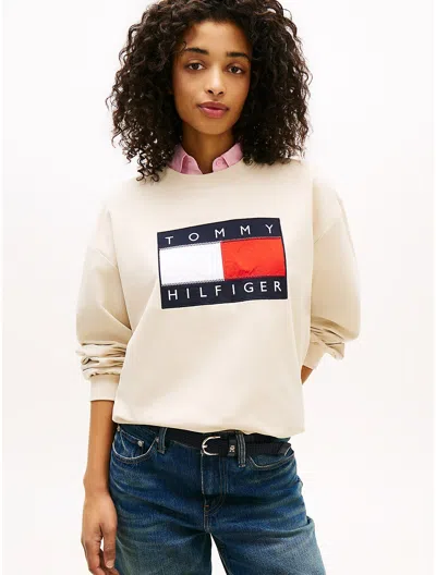 Tommy Hilfiger Flag Logo Sweatshirt In Neutral