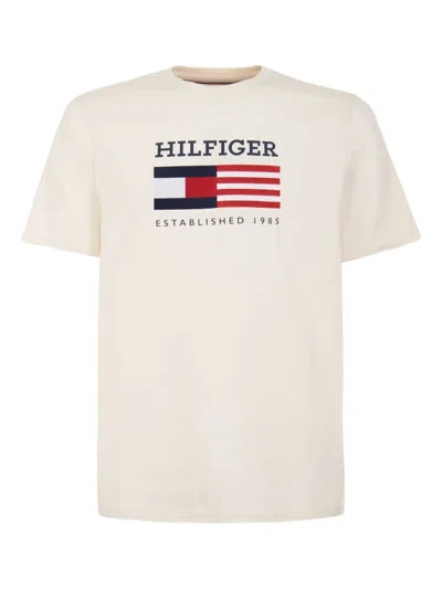 Tommy Hilfiger Americana Monotype Flag Box Tee In Neutral