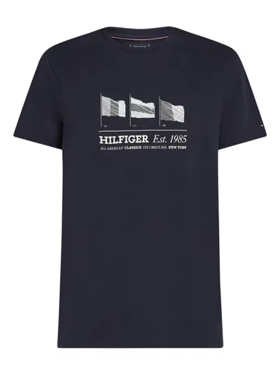 TOMMY HILFIGER FLAG-PRINT T-SHIRT