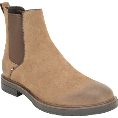 Tommy Hilfiger Folsto Chelsea Boot In Neutral