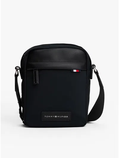 Tommy Hilfiger Hilfiger Lightweight Mini Reporter Bag In Black