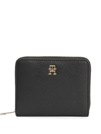 Tommy Hilfiger Icon Zip-around Wallet In Black