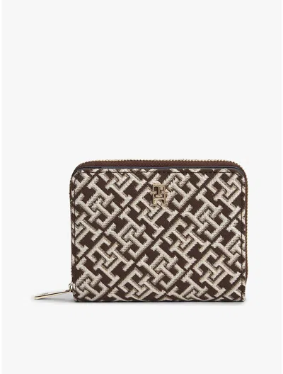 Tommy Hilfiger Jacquard Monogram Medium Zip Wallet In Neutral Mono