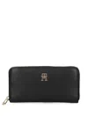 Tommy Hilfiger Chic Black Multi-compartment Wallet In 黑色