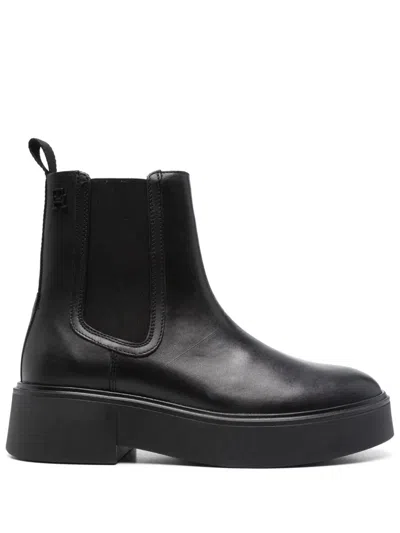 Tommy Hilfiger Leather Boots In 黑色