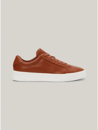 Tommy Hilfiger Leather Cupsole Sneaker In Winter Cognac