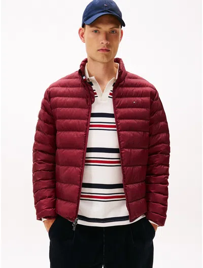 Tommy Hilfiger Lightweight Packable Jacket In Burgundy