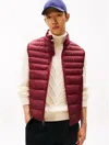 Tommy Hilfiger Lightweight Packable Vest In Burgundy