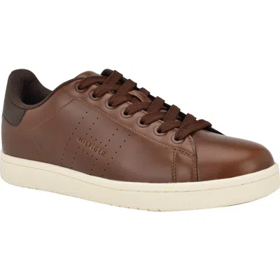 Tommy Hilfiger Liston Sneaker In Cognac/dark Brown