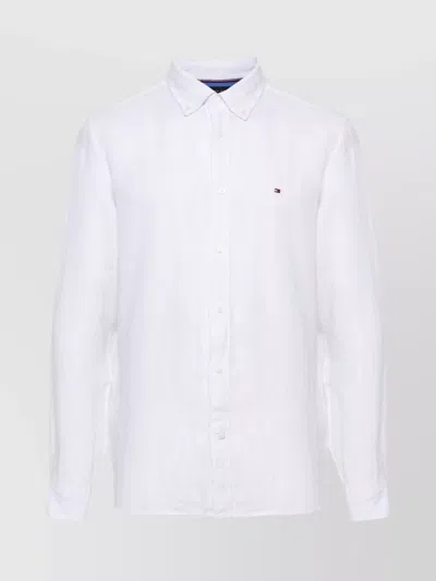 Tommy Hilfiger Logo Button-down Collar Shirt With Long Sleeves In White