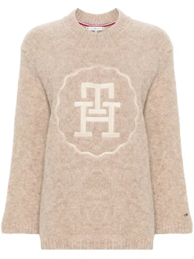 Tommy Hilfiger Logo-embroidered Jumper In Neutrals