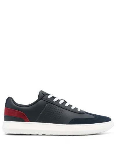 Tommy Hilfiger Logo-patch Low-top Sneakers In Blue