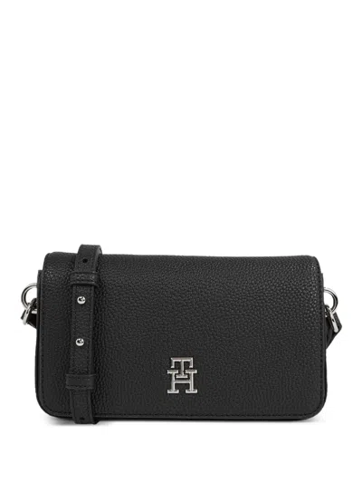 Tommy Hilfiger Logo-plaque Crossbody Bag In Black