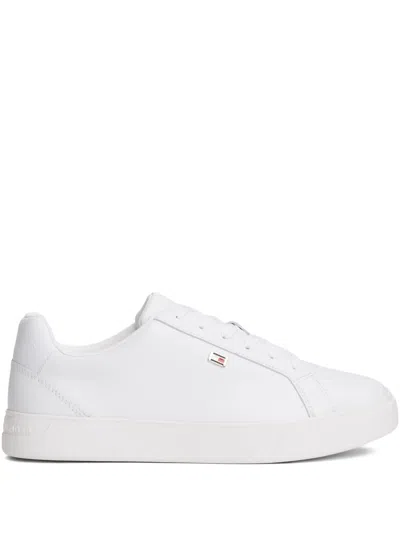 Tommy Hilfiger Logo-plaque Sneakers In White