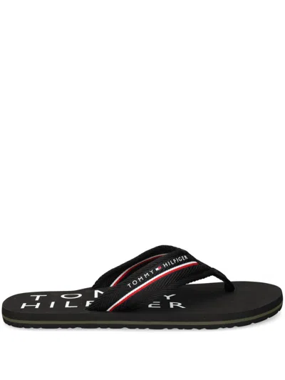 Tommy Hilfiger Logo-print Flip Flops In Schwarz