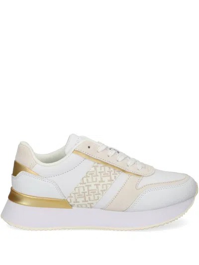 Tommy Hilfiger Logo-print Sneakers In Weiss