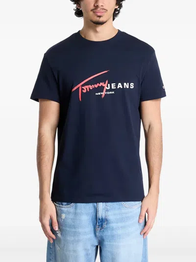 Tommy Hilfiger Logo-print T-shirt In Blue
