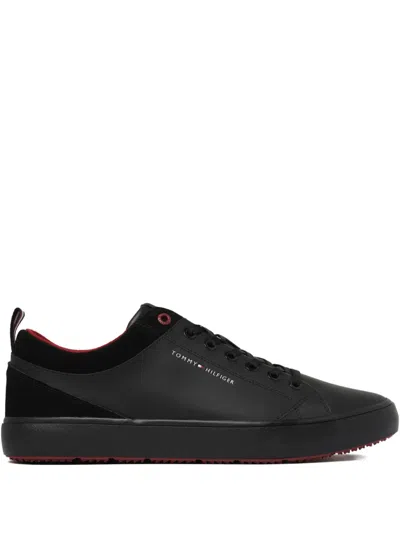 Tommy Hilfiger Logo Sneakers In Black