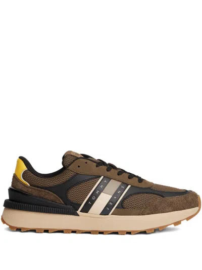 Tommy Hilfiger Logo-striped Sneakers In Brown