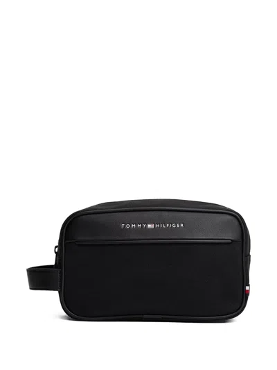 Tommy Hilfiger Logo Wash Bag In Black