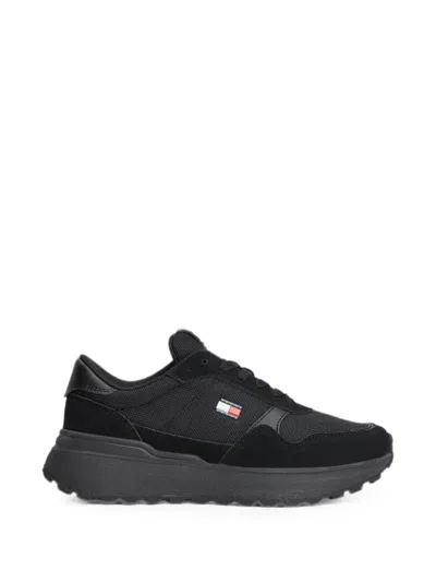 Tommy Hilfiger Logo-patch Lace-up Sneakers In Black