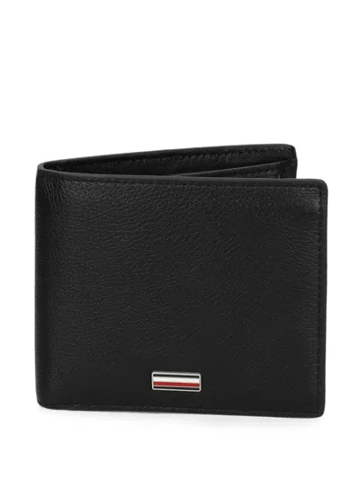 Tommy Hilfiger Logo-plaque Pebbled-leather Wallet In Black