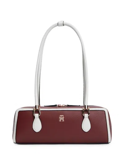 Tommy Hilfiger Logo-plaque Shoulder Bag In Red