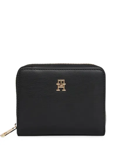 Tommy Hilfiger Logo-plaque Zip-around Wallet In Black