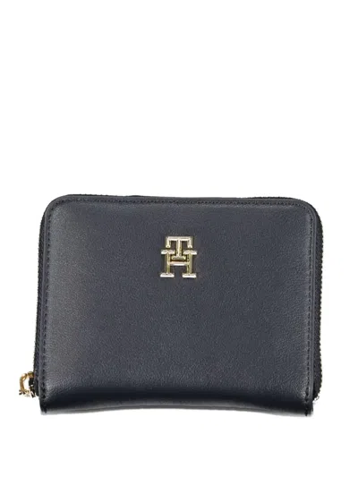 Tommy Hilfiger Logo-plaque Zip-around Wallet In Blue
