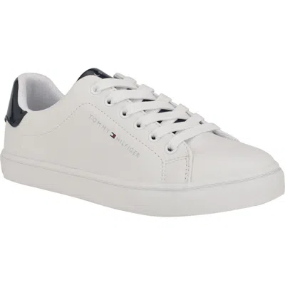 Tommy Hilfiger Lyan Sneaker In White/navy
