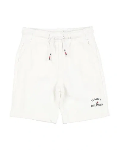 Tommy Hilfiger Man Shorts & Bermuda Shorts White Size 24 Cotton, Polyester In White