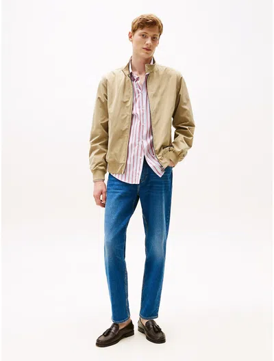 Tommy Hilfiger Medium Wash Tapered Relaxed