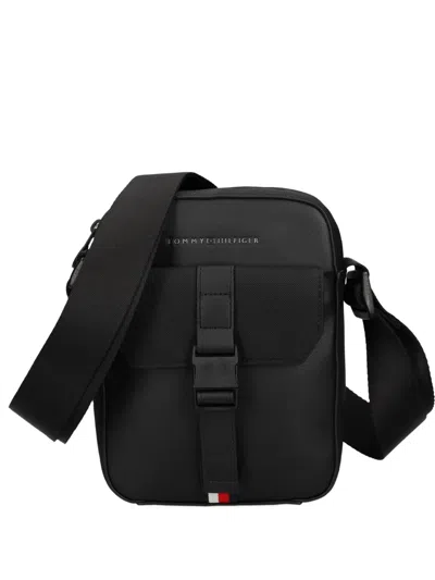 Tommy Hilfiger Mini Buckle-fastening Messenger Bag In Black