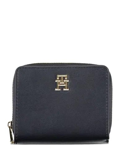Tommy Hilfiger Monogram Compact Wallet In Blue