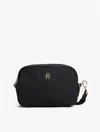 Tommy Hilfiger Logo-plaque Crossbody Bag In Black