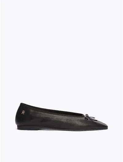 Tommy Hilfiger Monogram Leather Ballet Flat In Black