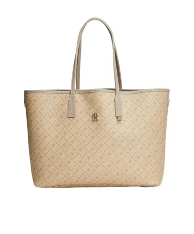 Tommy Hilfiger Monoplay Handbag In Nude