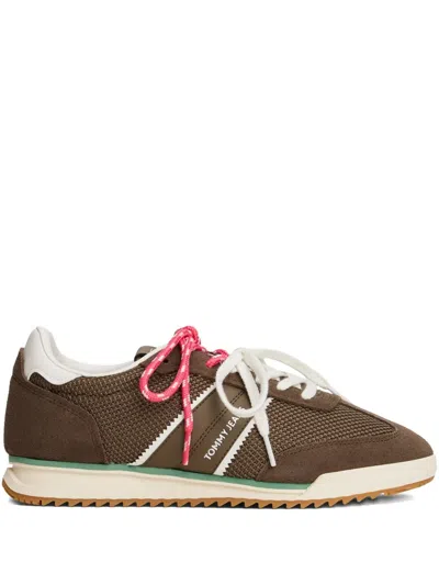Tommy Hilfiger Panelled Lace-up Sneakers In Brown