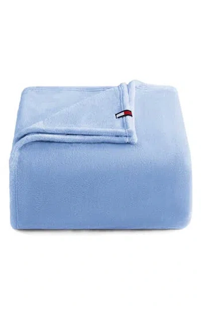 Tommy Hilfiger Plush Throw Blanket In Blue