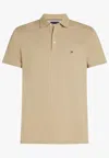 Tommy Hilfiger Regular Fit Polo With Contrasting Details In Neutral