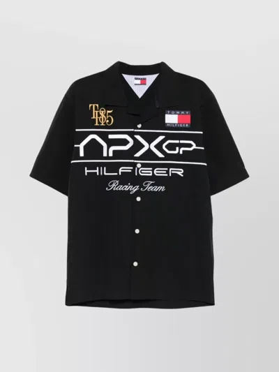 Tommy Hilfiger Printed Patch Short Sleeve Shirt In Black